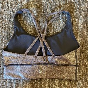 Lululemon sports bra